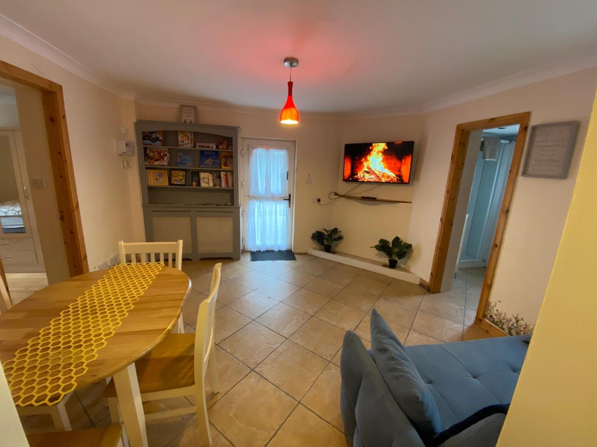 דאונינגס Beach Golf Getaway Apt 1 מראה חיצוני תמונה